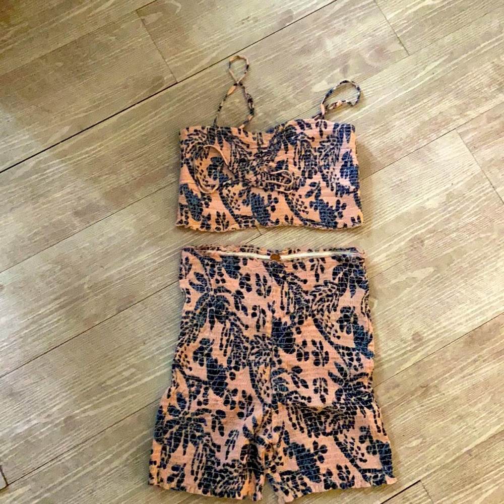 FREE PEOPLE INTIMATE COLLECTION XS